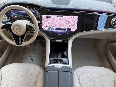 New 2026 Mercedes-Benz EQS 400 4MATIC SUV image 12