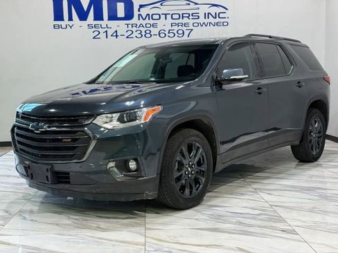 Used 2019 Chevrolet Traverse RS image 2