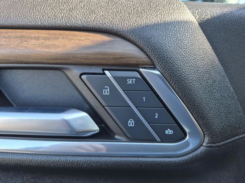 Used 2024 Chevrolet Silverado 2500 High Country w/ High Country Premium Package image 13