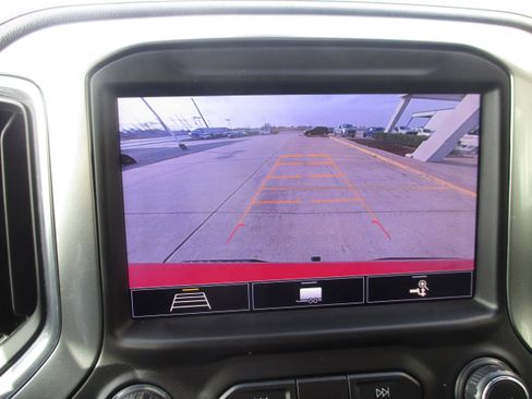 Used 2020 Chevrolet Silverado 1500 LT w/ Texas Edition image 24