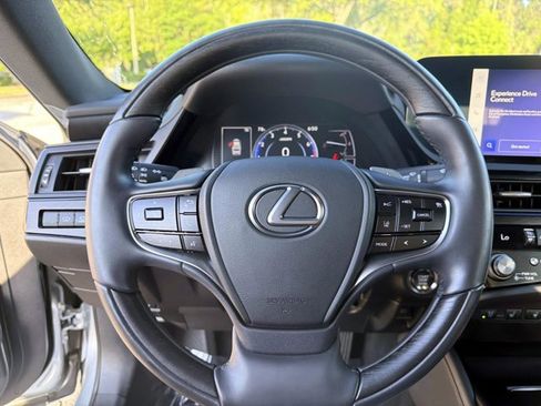 Used 2023 Lexus ES 350 Ultra Luxury w/ Accessory Package (Z2) FWD image 24