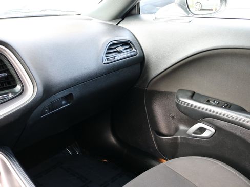 Used 2021 Dodge Challenger R/T image 27