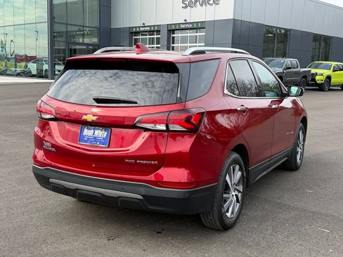 Used 2022 Chevrolet Equinox Premier image 4