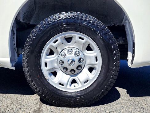 Used 2015 Nissan NV 2500 SV w/ Technology Package image 25