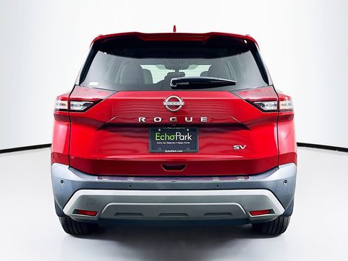 Used 2023 Nissan Rogue SV image 7