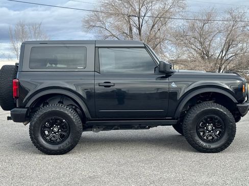 Used 2022 Ford Bronco Black Diamond image 8