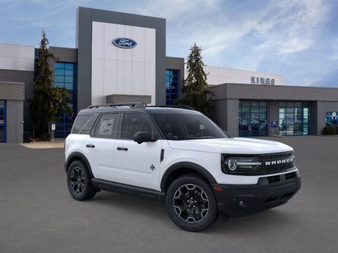 New 2026 Ford Bronco Sport Outer Banks w/ Outer Banks Tech Package+ AWD/4WD image 7
