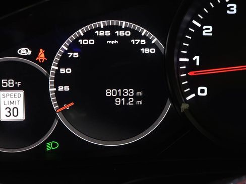 Used 2020 Porsche Panamera image 21