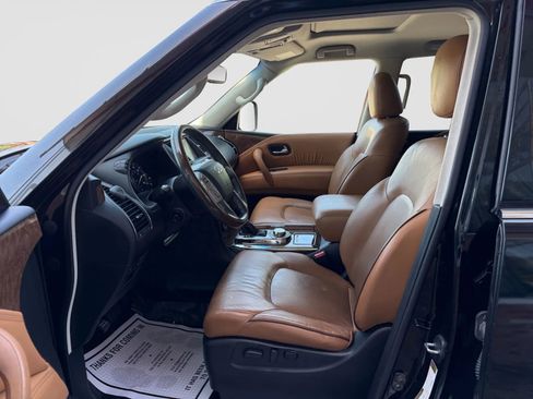 Used 2016 INFINITI QX80 4WD w/ All Season Package image 12