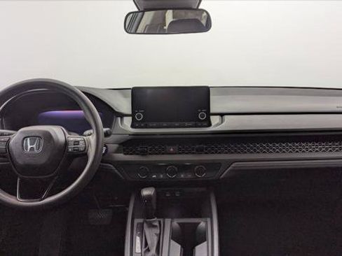 Used 2025 Honda Accord LX image 26