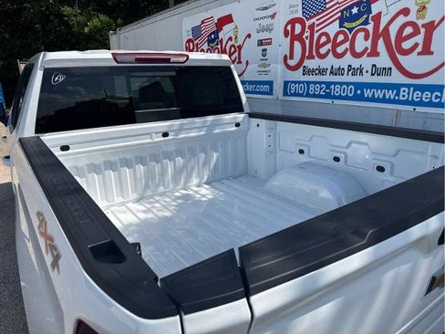 New 2025 Chevrolet Silverado 1500 LT w/ Leather Package image 19