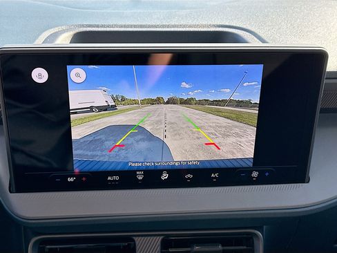 New 2026 Ford Maverick XL image 8