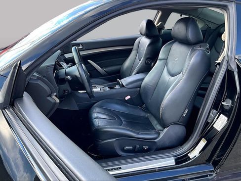 Used 2011 INFINITI G37 Journey w/ Premium Pkg RWD image 7