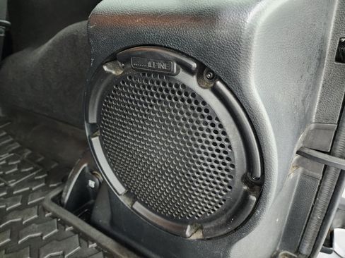 Used 2014 Jeep Wrangler Unlimited Rubicon AWD/4WD image 30