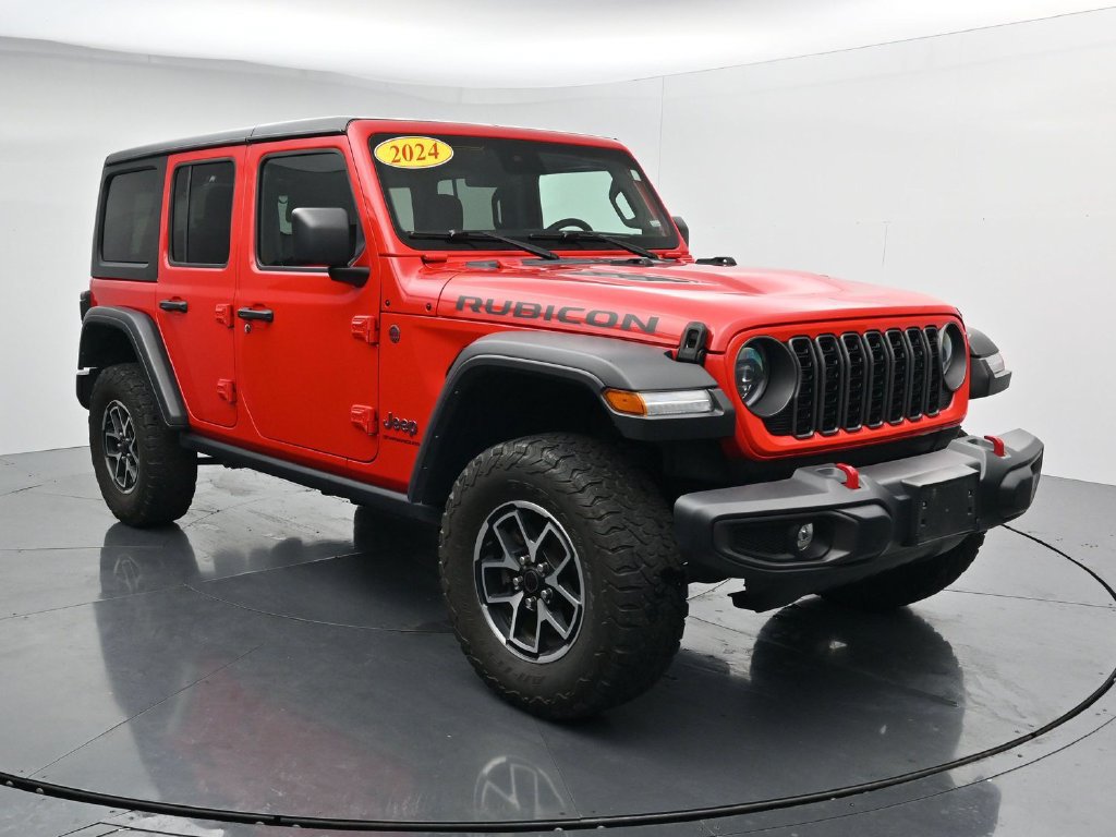 Used 2024 Jeep Wrangler Unlimited Rubicon AWD/4WD image 2