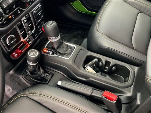 New 2025 Jeep Wrangler Unlimited Rubicon 392 image 8