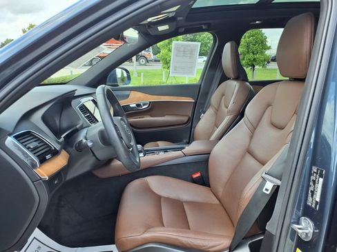Certified 2023 Volvo XC90 B6 Plus w/ Protection Package AWD/4WD image 16