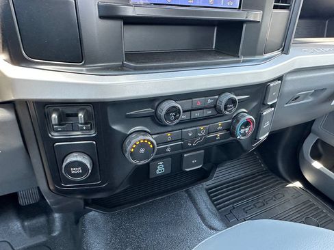 New 2025 Ford F350 XL w/ XL Chrome Package RWD image 24
