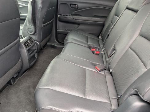 Used 2022 Honda Passport EX-L image 13