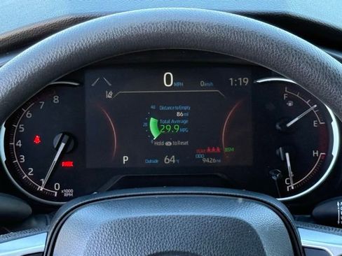 Used 2024 Toyota RAV4 XLE image 24