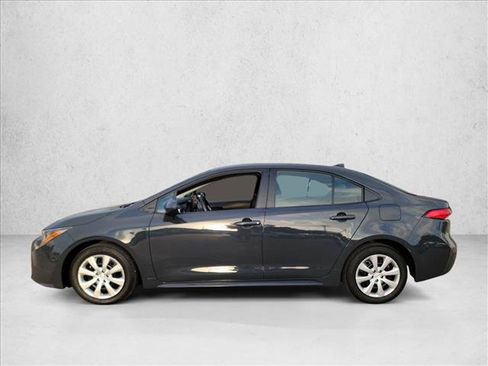 Used 2025 Toyota Corolla LE FWD image 8