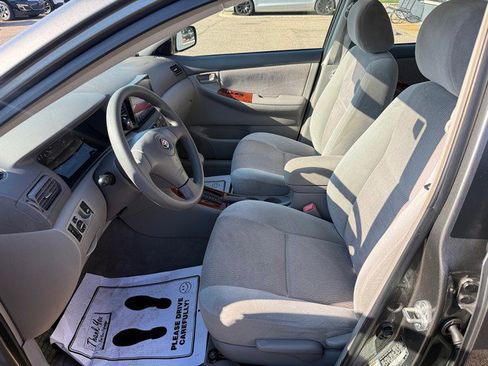 Used 2007 Toyota Corolla LE image 9