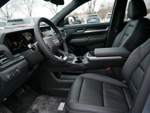 New 2026 GMC Terrain Elevation w/ Elevation Premium Package image 4