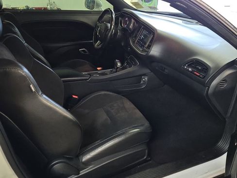 Used 2021 Dodge Challenger R/T Scat Pack w/ Plus Package image 13