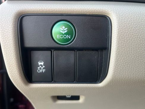 Used 2013 Honda Accord LX image 12