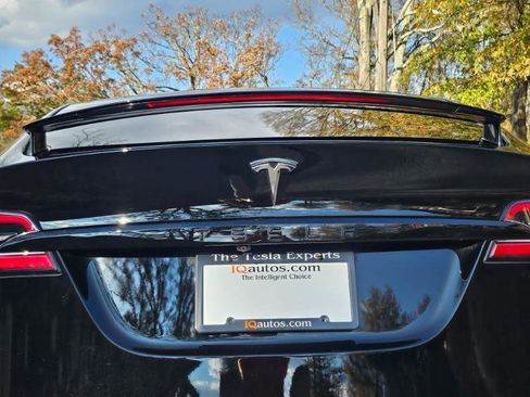 Used 2022 Tesla Model X image 27