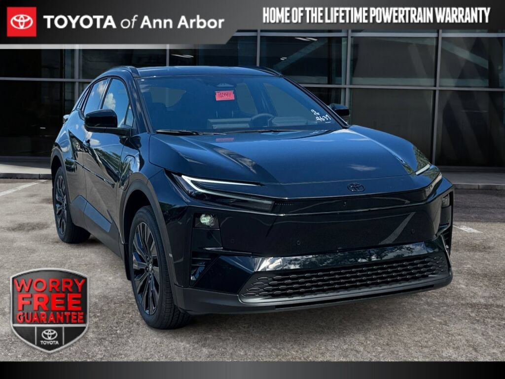 New 2026 Toyota C-HR AWD/4WD image 1