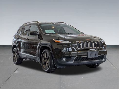 Used 2016 Jeep Cherokee 75th Anniversary image 8