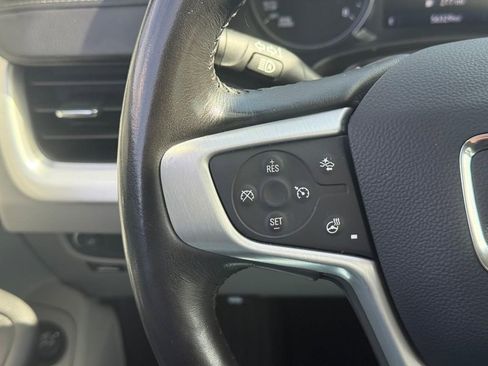 Used 2022 GMC Terrain SLT w/ Infotainment Package II image 18