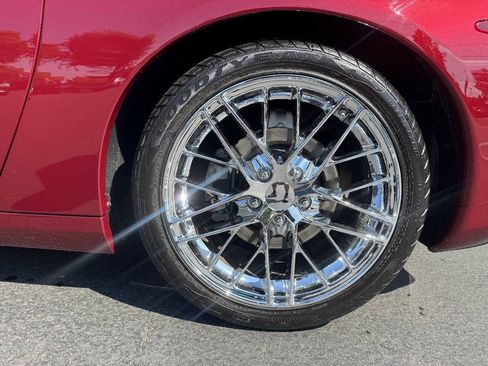 Used 2005 Chevrolet Corvette Convertible w/ Preferred Equipment Group RWD image 17