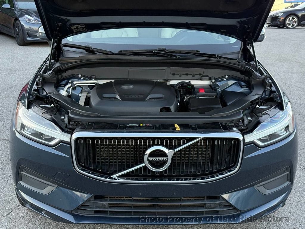 Used 2018 Volvo XC60 T5 Momentum w/ Vision Package AWD/4WD image 28