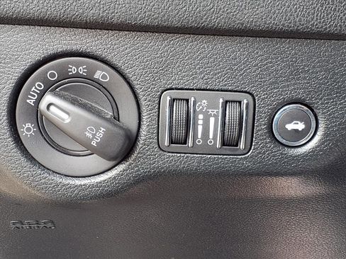 Used 2018 Dodge Charger GT w/ Navigation & Travel Group image 14