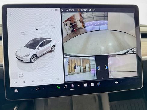 Used 2023 Tesla Model Y Long Range AWD/4WD image 56