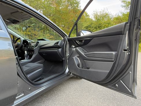 Used 2018 Subaru Impreza 2.0i Premium image 23