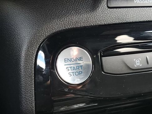 Used 2024 Ford Escape ST-Line w/ Tech Pack #1 AWD/4WD image 32