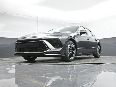 New 2026 Hyundai Sonata SEL image 9