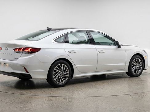 Used 2025 Hyundai Sonata SEL FWD image 9