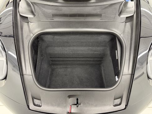 Certified 2022 Porsche 911 Targa 4S image 56