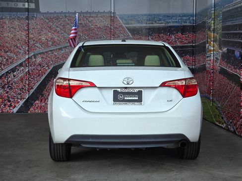 Used 2017 Toyota Corolla LE w/ LE Premium Package FWD image 7
