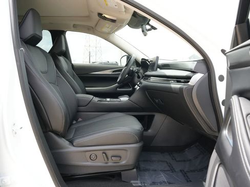 Certified 2026 INFINITI QX60 Luxe w/ Cargo Package AWD/4WD image 23