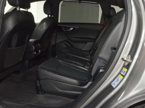 Used 2017 Audi Q7 3.0T Premium Plus AWD/4WD image 32