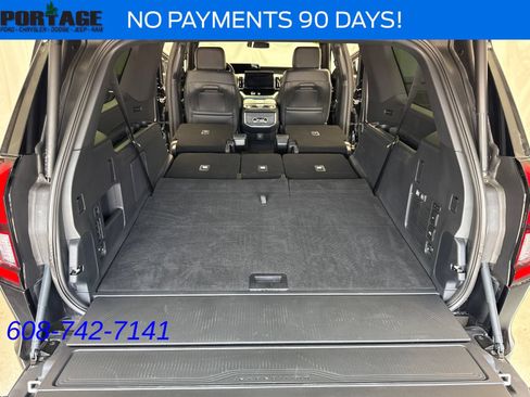 Used 2025 Ford Expedition Max Platinum w/ Stealth Performance Package AWD/4WD image 44