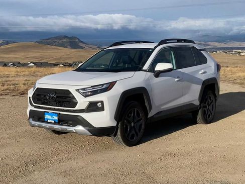 Used 2024 Toyota RAV4 Adventure image 4