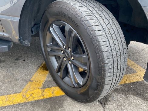 Used 2023 Ford F150 Lariat w/ Equipment Group 502A High image 29