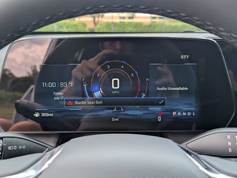 New 2027 Chevrolet Equinox LT FWD image 18