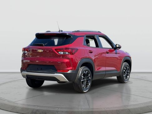 Used 2022 Chevrolet TrailBlazer LT w/ Convenience Package image 5